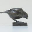 Pikkend musje, brons. h. 6 cm., b. 10 cm., d. 5 cm. Prijs op aanvraag